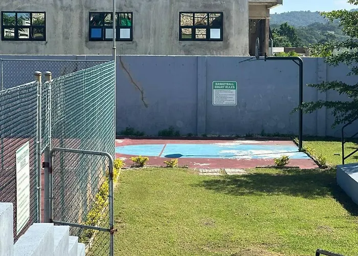 2 Bed En-suite, With Pool & Gym Ocho Ríos
